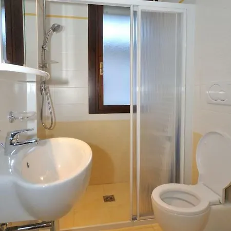 Pleione Apartment
